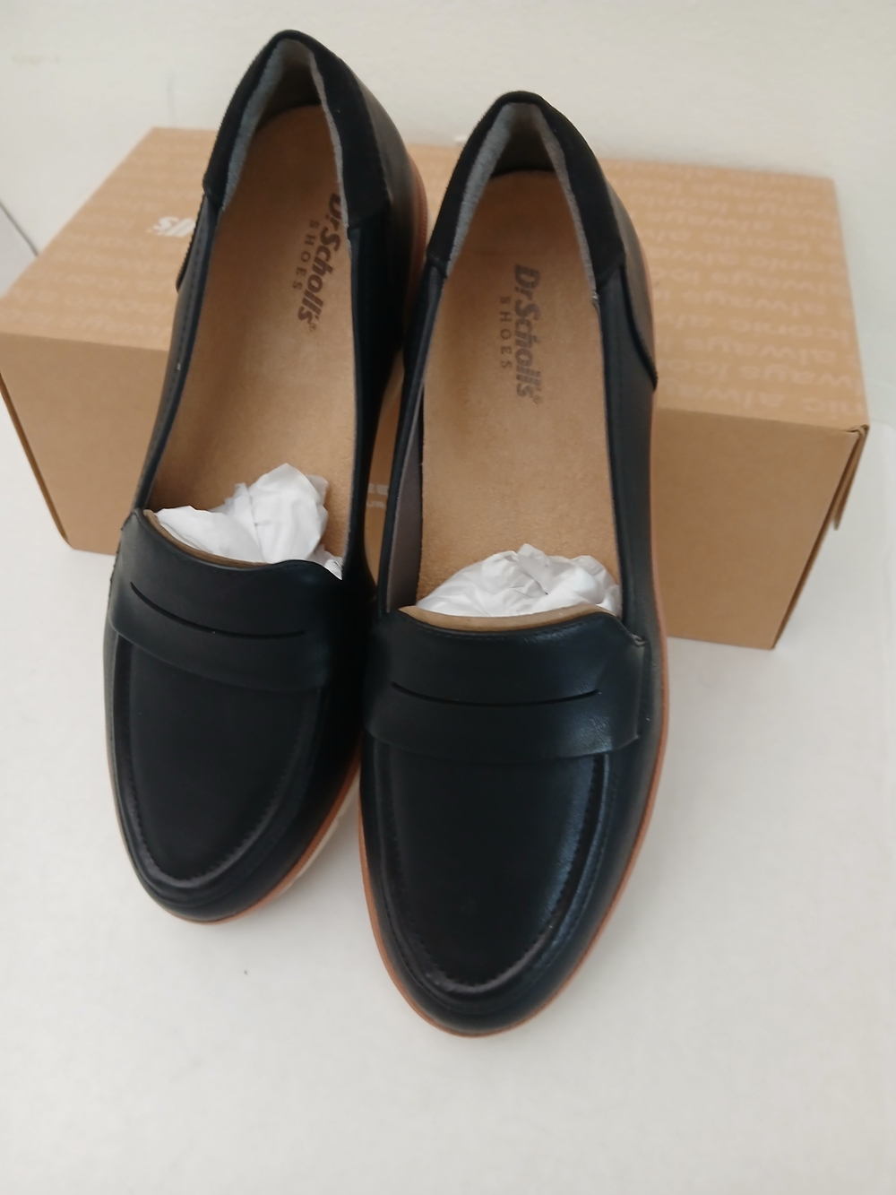 Black Women's Slip-On Loafers - Comfortable Casual Shoe Size 6/ 6.5M $40 - Picture 10 of 11